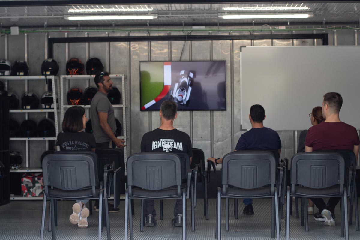 Preparaciones y avisos antes de empezar la carrera
