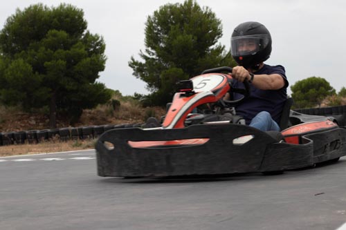 Evento de empresa 6 Disfrutando del trazado del karting