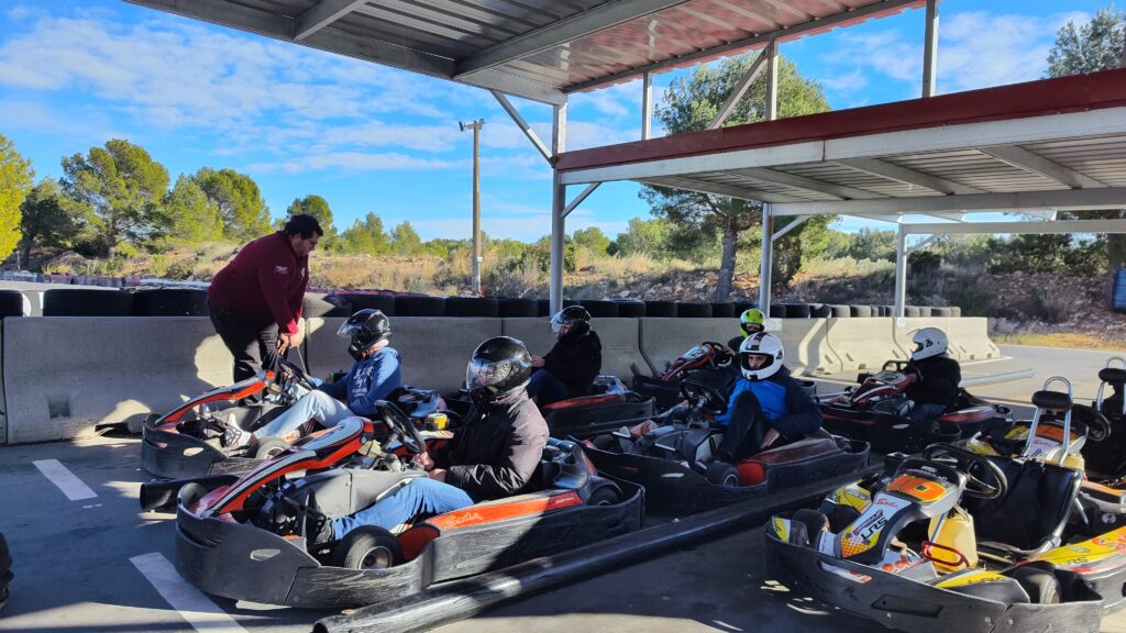 Team building grupo de la empresa Europastry en Karting Calafat 2 grupo de empresa en karting calafat